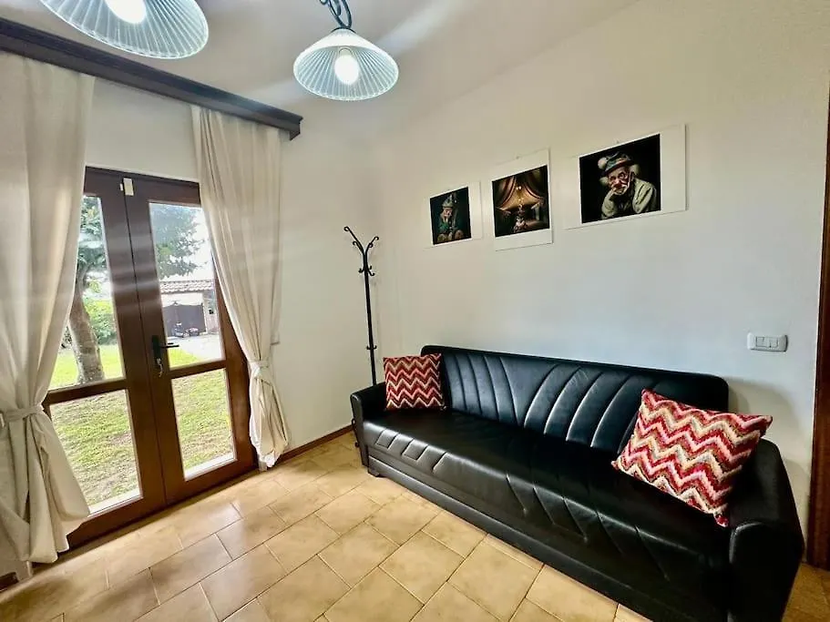 Le 2 Magnolie, Viareggio Villa